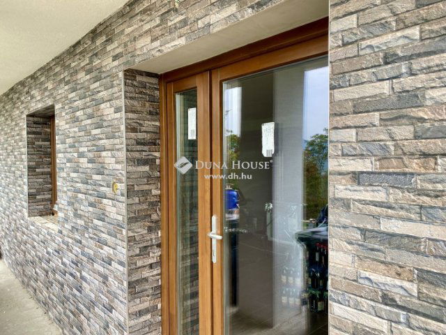 Eladó családi ház, Szentendrén 149 M Ft, 4 szobás