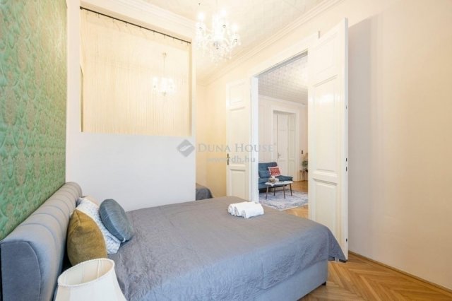 Eladó téglalakás, Budapesten, XIV. kerületben 149 M Ft, 4 szobás