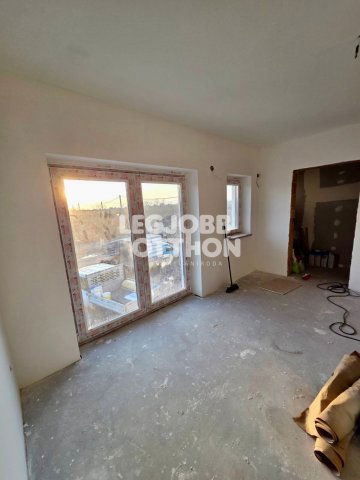 Eladó téglalakás, Cegléden 59 M Ft, 1+3 szobás