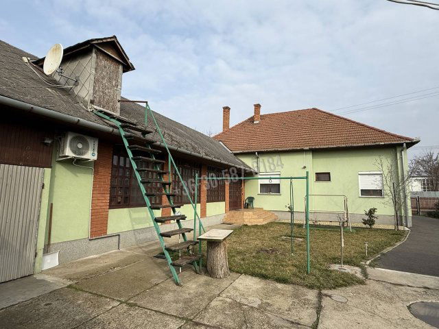 Eladó családi ház, Püspökladányban 63.5 M Ft, 4 szobás