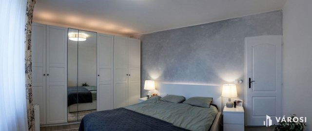 Eladó téglalakás, Debrecenben 95 M Ft, 3 szobás