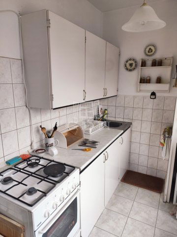 Eladó panellakás, Veszprémben 50.5 M Ft, 1+2 szobás