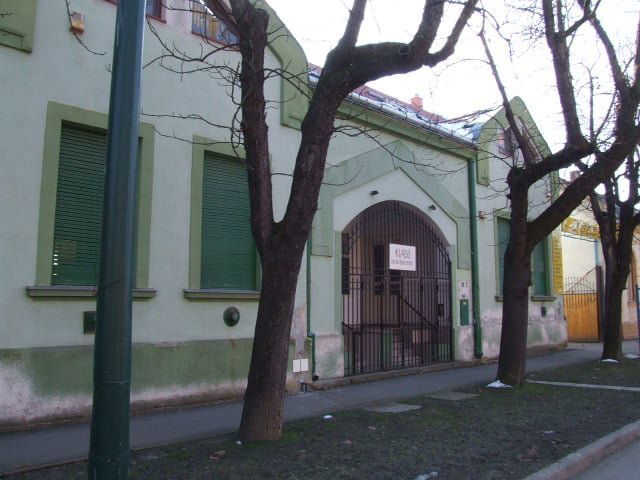 Kiadó üzlethelyiség, Gyulán 80 E Ft / hó / költözzbe.hu