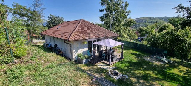 Eladó családi ház, Pilisjászfalun 104.9 M Ft, 4 szobás