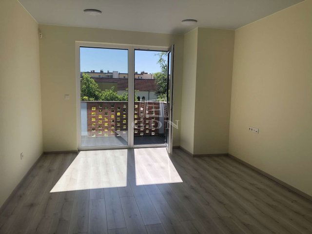 Eladó téglalakás, Budapesten, XIII. kerületben 93 M Ft, 2 szobás