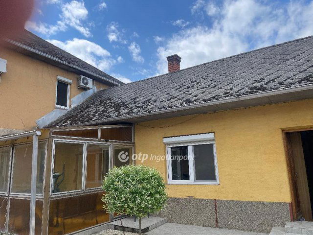 Eladó családi ház, Dabason 74.9 M Ft, 4+1 szobás