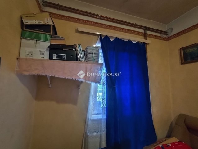 Eladó családi ház, Dunaharasztin 24.9 M Ft, 2 szobás