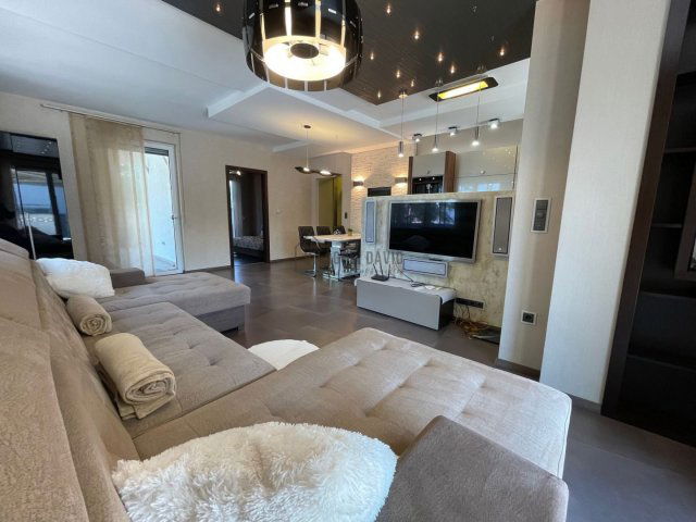 Kiadó téglalakás, albérlet, Debrecenben 450 E Ft / hó, 3 szobás