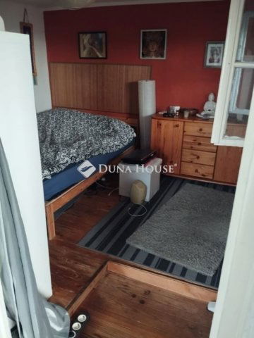 Eladó családi ház, Budaörsön 24 M Ft, 2 szobás