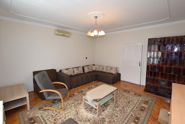 Kiadó ikerház, albérlet, Debrecenben 280 E Ft / hó, 2+1 szobás