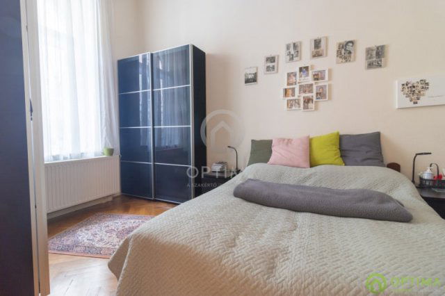 Eladó téglalakás, Budapesten, VI. kerületben, Szófia utcában