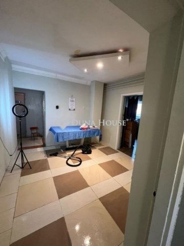 Eladó családi ház, Ócsán 75.75 M Ft, 7 szobás