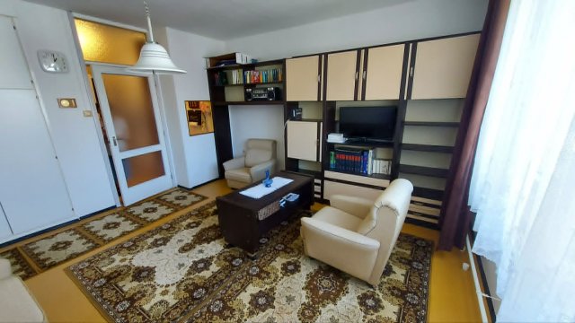 Eladó panellakás, Dombóváron 18.5 M Ft, 1 szobás