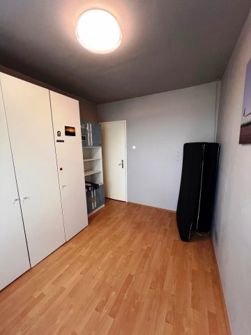 Eladó téglalakás, Nyíregyházán 36.9 M Ft, 1+2 szobás