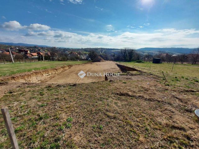 Eladó telek, Noszvajon 17 M Ft / költözzbe.hu