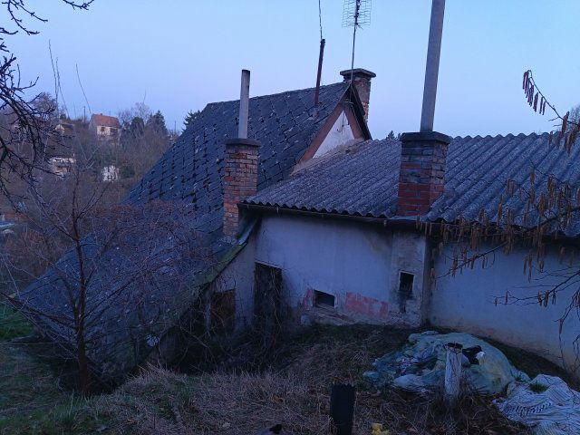 Eladó nyaraló, Kaposváron, Keskeny utcában 6.9 M Ft, 2 szobás