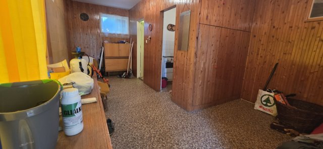 Eladó nyaraló, Dunaújvárosban 18 M Ft, 1 szobás