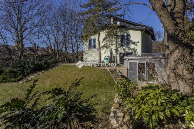 Kiadó iroda, Budapesten, II. kerületben 1611 E Ft / hó, 8 szobás