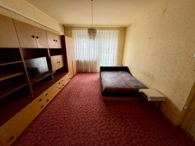 Kiadó panellakás, albérlet, Móron 150 E Ft / hó, 2 szobás