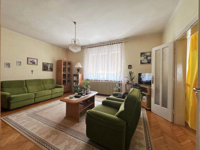 Eladó családi ház, Szombathelyen 65 M Ft, 3 szobás