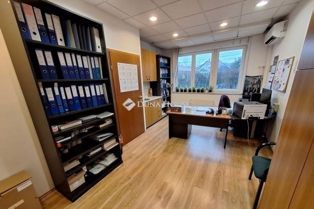 Eladó családi ház, Budapesten, XIV. kerületben 275 M Ft