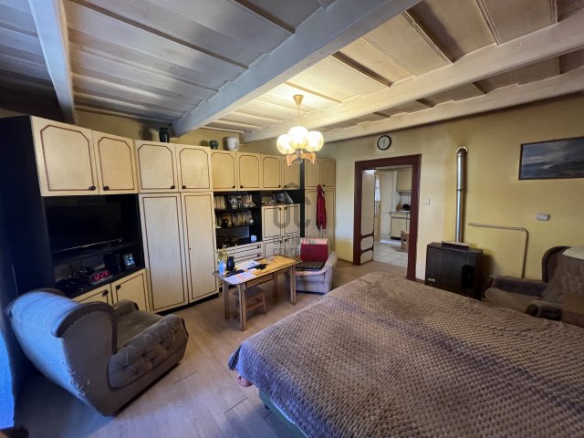 Eladó családi ház, Pécelen 55 M Ft, 2 szobás