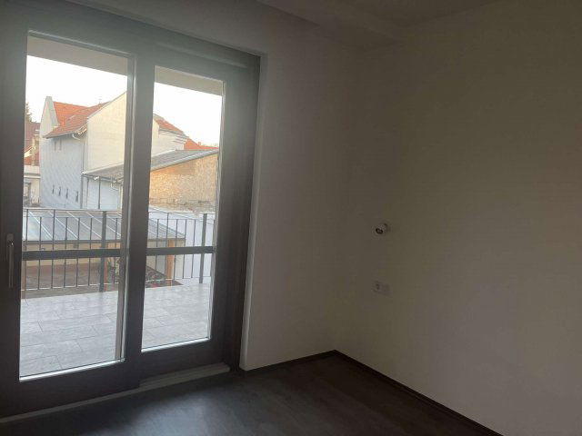 Kiadó téglalakás, albérlet, Kecskeméten 200 E Ft / hó