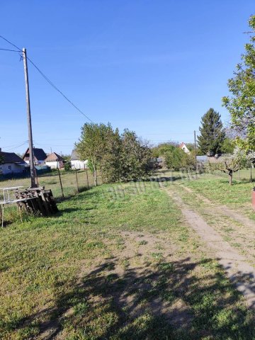 Eladó nyaraló, Kulcson 21 M Ft, 1+2 szobás / költözzbe.hu