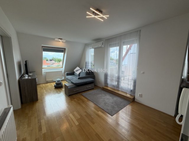 Kiadó téglalakás, albérlet, Kecskeméten 220 E Ft / hó