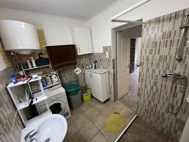 Eladó családi ház, Cecén 23.5 M Ft, 3 szobás