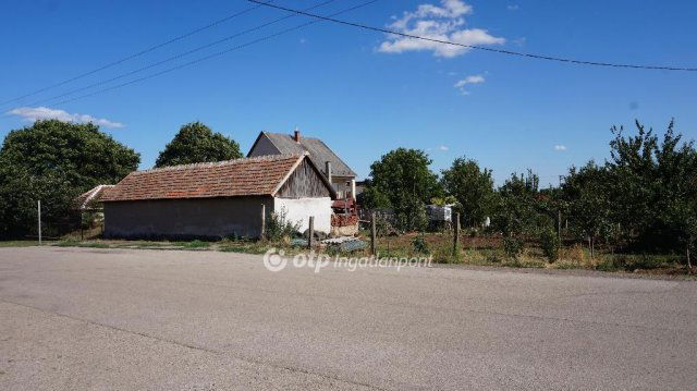 Eladó családi ház, Nagyrédén 44 M Ft, 3+1 szobás