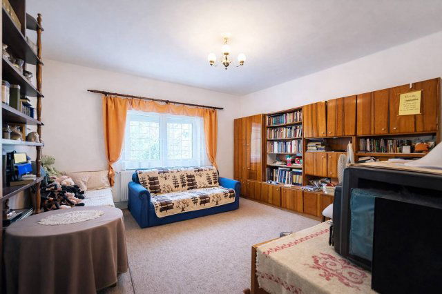 Eladó családi ház, Nyúlon 78 M Ft, 5 szobás