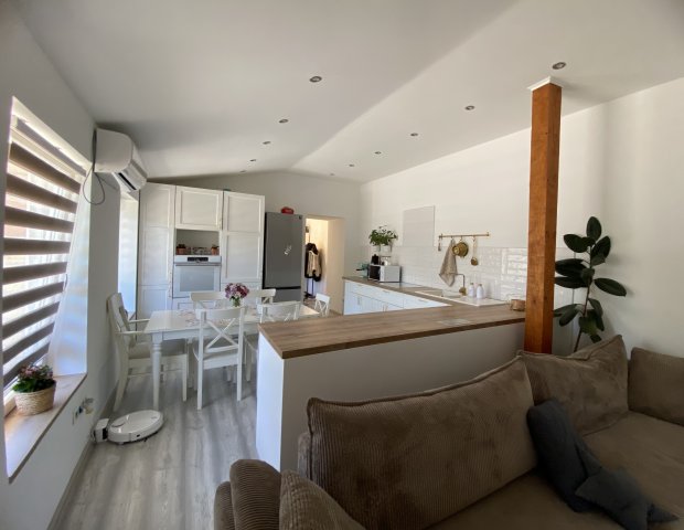 Eladó családi ház, Szegeden, Mátra közben 127 M Ft, 4+1 szobás