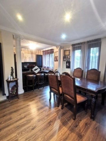 Eladó családi ház, Fóton 180 M Ft, 6 szobás