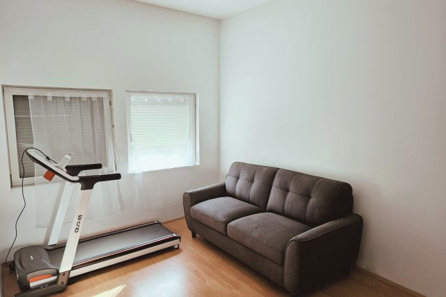 Eladó családi ház, Szigetszentmiklóson 147 M Ft, 5 szobás