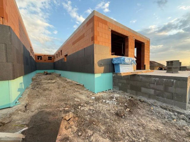 Eladó ikerház, Pécelen 125 M Ft, 4 szobás / költözzbe.hu