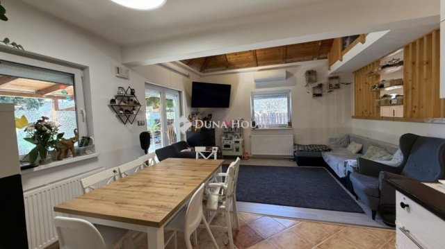 Eladó téglalakás, Gyömrőn 92 M Ft, 4 szobás