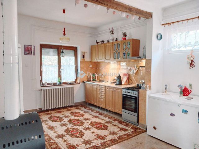 Eladó családi ház, Vekerden 12.99 M Ft, 3 szobás