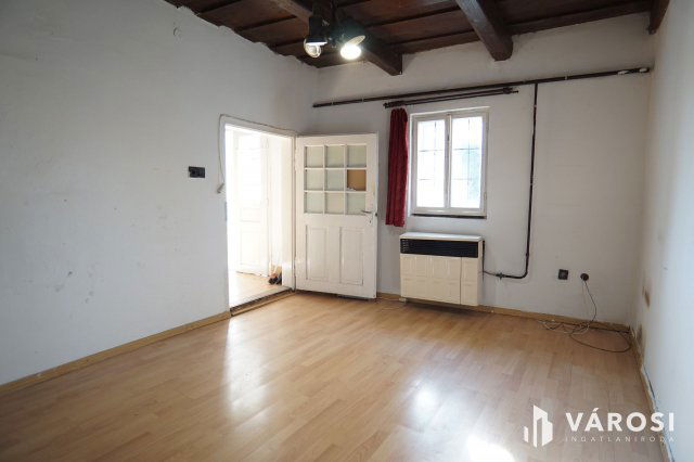 Eladó családi ház, Zalakaroson 25 M Ft, 2 szobás