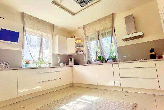 Eladó ikerház, Nyíregyházán 154.9 M Ft, 5 szobás