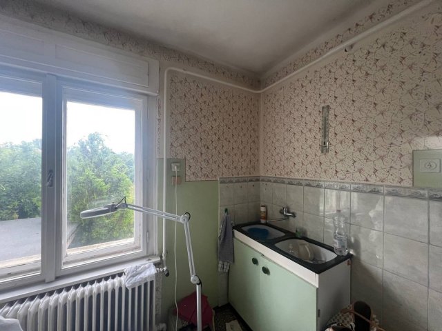 Eladó családi ház, Tatabányán 57 M Ft, 2 szobás