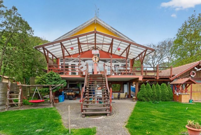 Eladó családi ház, Esztergomban, Visegrádi úton 270 M Ft