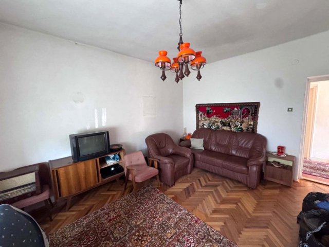 Eladó családi ház, Berettyóújfaluban 37 M Ft, 3 szobás