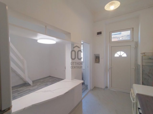 Eladó téglalakás, Budapesten, VIII. kerületben 42.9 M Ft