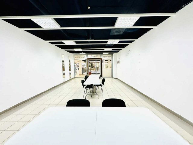 Kiadó üzlethelyiség, Budaörsön, Gervay Mihály utcában