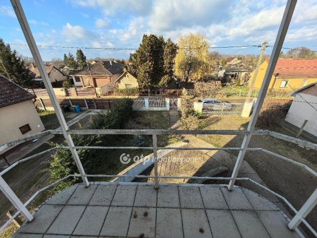 Eladó családi ház, Bocskaikerten 77.9 M Ft, 4+1 szobás