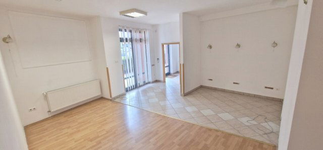 Kiadó iroda, Miskolcon 480 E Ft / hó, 8 szobás