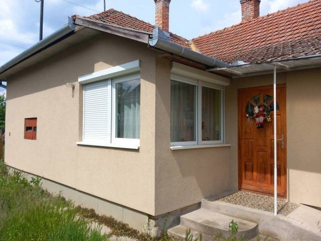 Eladó családi ház, Nagykörűn 29.99 M Ft, 3 szobás