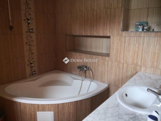 Eladó családi ház, Monorierdőn 39.9 M Ft, 2 szobás