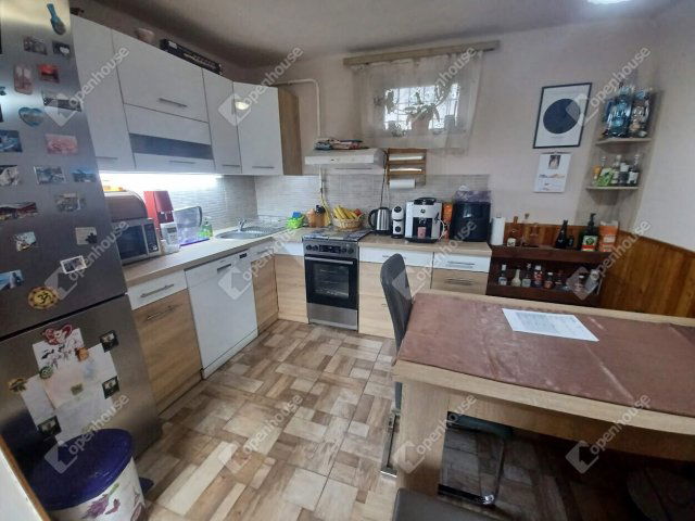 Eladó családi ház, Debrecenben 62.9 M Ft, 5 szobás